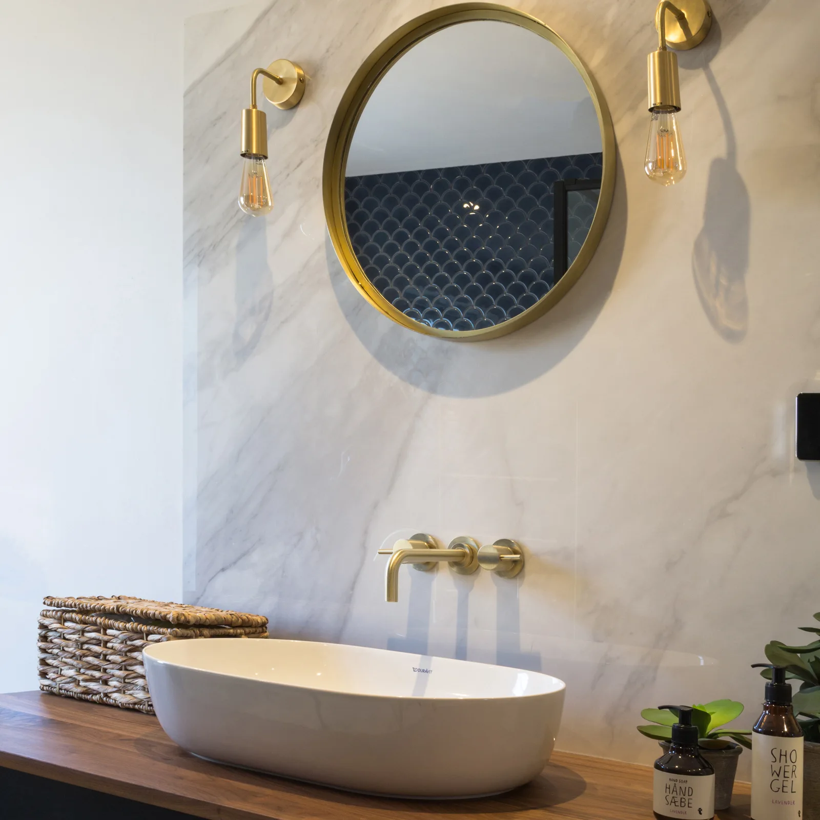 Selected Obsidian bathroom project photography